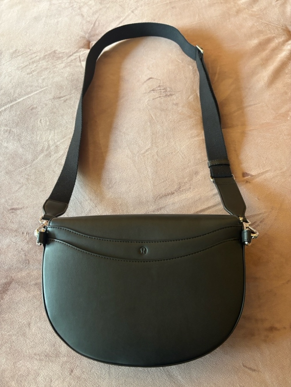 lululemon Black Logo Patch Crossbody Bag - Picture 2 of 7